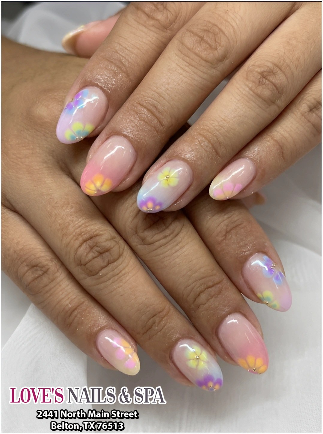 Love's Nails & Spa